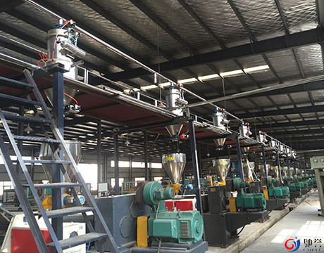 Einziehendes pneumatische Beförderungs-Selbstsystem für PVC-Pulver-Mischer und Extruder