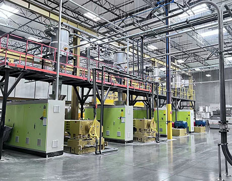 Automatisches Dosierungsmischendes Beförderungssystem für PVC-Fenster-Profil-Extruder