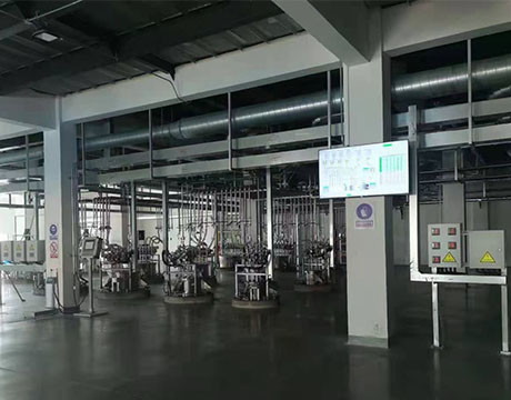 Automatisches Dosierungsmischendes Beförderungssystem für PVC-Fenster-Profil-Extruder