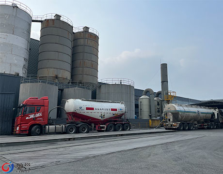 PVC pulverisieren automatisches zusammensetzendes und Fütterungssystem für Extruder-Linie